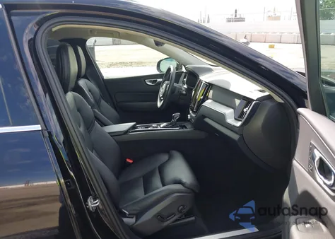 2019 Volvo Xc60 T5 Momentum из США, поврежденный, VIN LYV102DK7KB355104